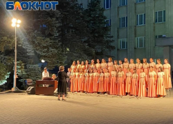 В Таганроге стартовал городской конкурс «Битва хоров «Новогодний серпантин» 