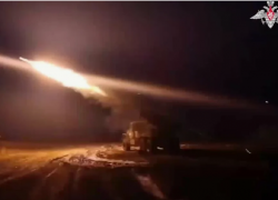 Взрывы, пожар, сирены: наши ПВО отбили нападение ВСУ на Таганрог - атака дронов