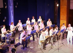  «Десять лет… Всё только начинается!»: джазовый оркестр Таганрога отметил свой юбилей