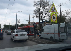 В Таганроге женщина попала под трамвай