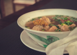 Таганрогских учителей могут вкусно и бесплатно накормить
