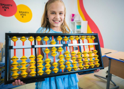 Сделать ребенка интеллектуалом и раскрыть его потенциал помогут в SMARTYKIDS*