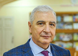 Свой день рождения празднует Сергей Аваков - учёный, ректор, почётный гражданин