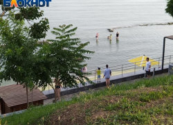 В Таганроге продолжается комплексное обследование береговой линии