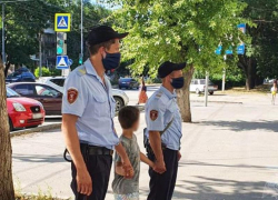 В Таганроге местный житель отыскал пропавшего ребенка