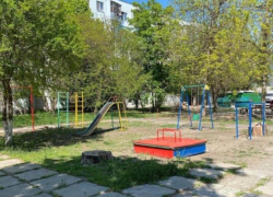 До 1 июня в Таганроге срежут 213 детских площадок