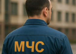 Под Таганрогом спасатели вытащили из восьмиметрового колодца трехлетнюю девочку и ее отца