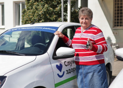 "Фельдшеры ездили на велосипедах": Неклиновские медики получили 6 автомобилей для обслуживания пациентов