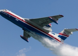 МЧС России приобретет у ТАНТК им. Бериева шесть самолетов - амфибий  БЕ-200