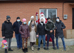 В близком к Таганрогу посёлке 12 детей-сирот получили новые квартиры
