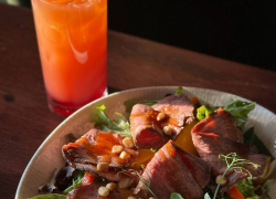 Товар дня: бутылка виноградного в подарок к заказу