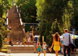 Таганрожцев просят быть осторожными – в выходные будет до +35 в тени