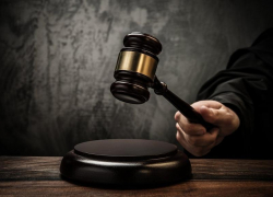 Обманул 13 человек: в Таганроге осудили мошенника