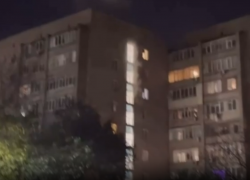 12 пожарных тушили квартиру в Таганроге по ул. Сызранова