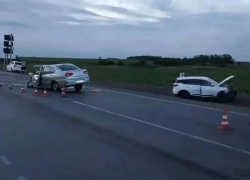 Не уступил дорогу: двое пожилых людей пострадали в ДТП под Таганрогом
