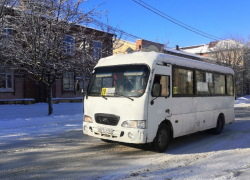 Долгий разговор с отделом транспорта: задали ваши вопросы насчет остановок и маршруток 