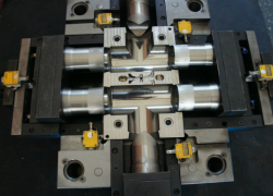 В Неклиновском районе, что рядом с Таганрогом,  будут выпускать пресс-формы