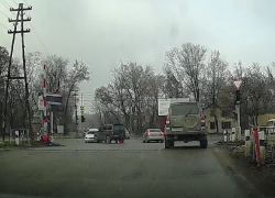 Два таганрогских водителя не поделили дорогу 