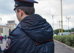 В Таганроге будут судить полицейского, который взял 200 тысяч у обвиняемого в изнасиловании