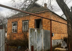 Короткое замыкание привело к пожару в доме пенсионера под Таганрогом