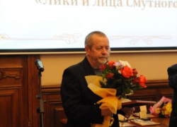 Художник А.К. Крылов подарит картины музею Таганрога