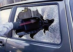 В Таганроге поймали четырех воров-меломанов