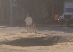 Центральная улица Таганрога продолжает уходить под землю