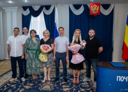 В Ростове наградили почетных доноров и презентовали уникальную почтовую марку
