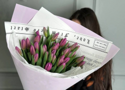 Нежные букеты любимым к 8 Марта