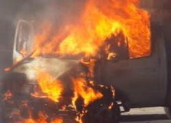 В Таганроге ночью сгорели две "Газели"