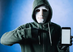 Таганрожцев предупреждают о новом виде телефонного мошенничества