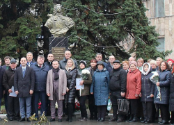 В Таганроге появился новый памятник Петру I