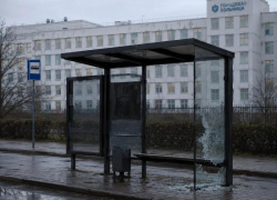 "Пивка" попил на 73 тысячи: как наказали таганрогского вандала, который испортил остановку