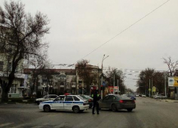 Из заведений центральной улицы Таганрога эвакуируют людей