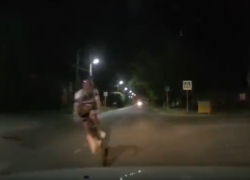 Снова в Таганроге  происшествие на злополучном месте  – пьяный велосипедист сбил зеркало автомобиля