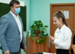 Министр природных ресурсов и экологии провел урок для школьников Таганрога 