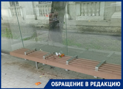 "Остановки - это тоже лицо города": таганроженка поразилась неухоженным остановочным павильоном 