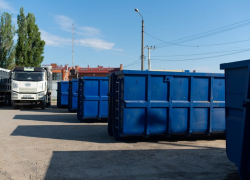 Коммерческий отдел "ЭКОТРАНС" предлагает услуги по вывозу отходов, не относящихся к ТКО, с использованием контейнеров большого объема