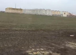 Семь лет таганрогская администрация ищет способ построить дорогу к новой школе