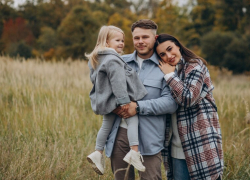 Единое пособие и ежемесячная выплата из маткапитала увеличены: сколько будут получать таганрогские семьи