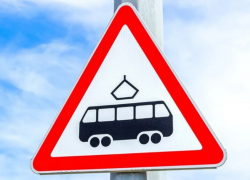 «Даже по своему расписанию не ходили»: таганрожцы оценили работу трамваев до 12 ночи на Пасху