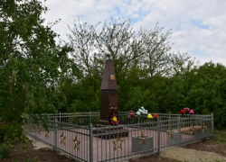 1.4 млн рублей потратили на ремонт братской могилы в Куйбышевском районе