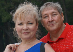 С 15-летием обретения друг друга друзья поздравили таганрожцев Марину и Владимира