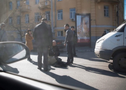 В преддверие 8 марта две таганроженки угодили под колеса автомобилей