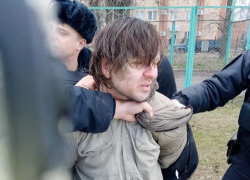 Поймали мужчину, который разгуливал по Таганрогу с автоматом