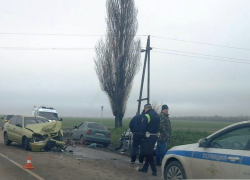 В ДТП на трассе Самбек-Матвеев-Курган погибла семейная пара 