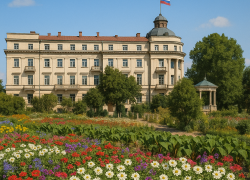 Дом на Октябрьской площади в Таганроге вновь окрасят в голубой 