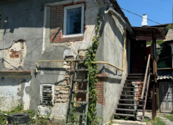 А скоро и вовсе в Таганроге почти "не будет" аварийных домов - свежеиспечённый закон их "обновит"