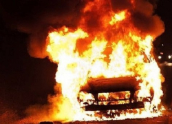 Вандалы в Таганроге сожгли автомобиль
