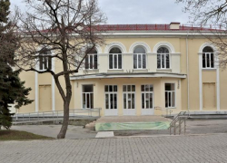 Городская дума оценила, как движется завершение ремонта ГДК в Таганроге